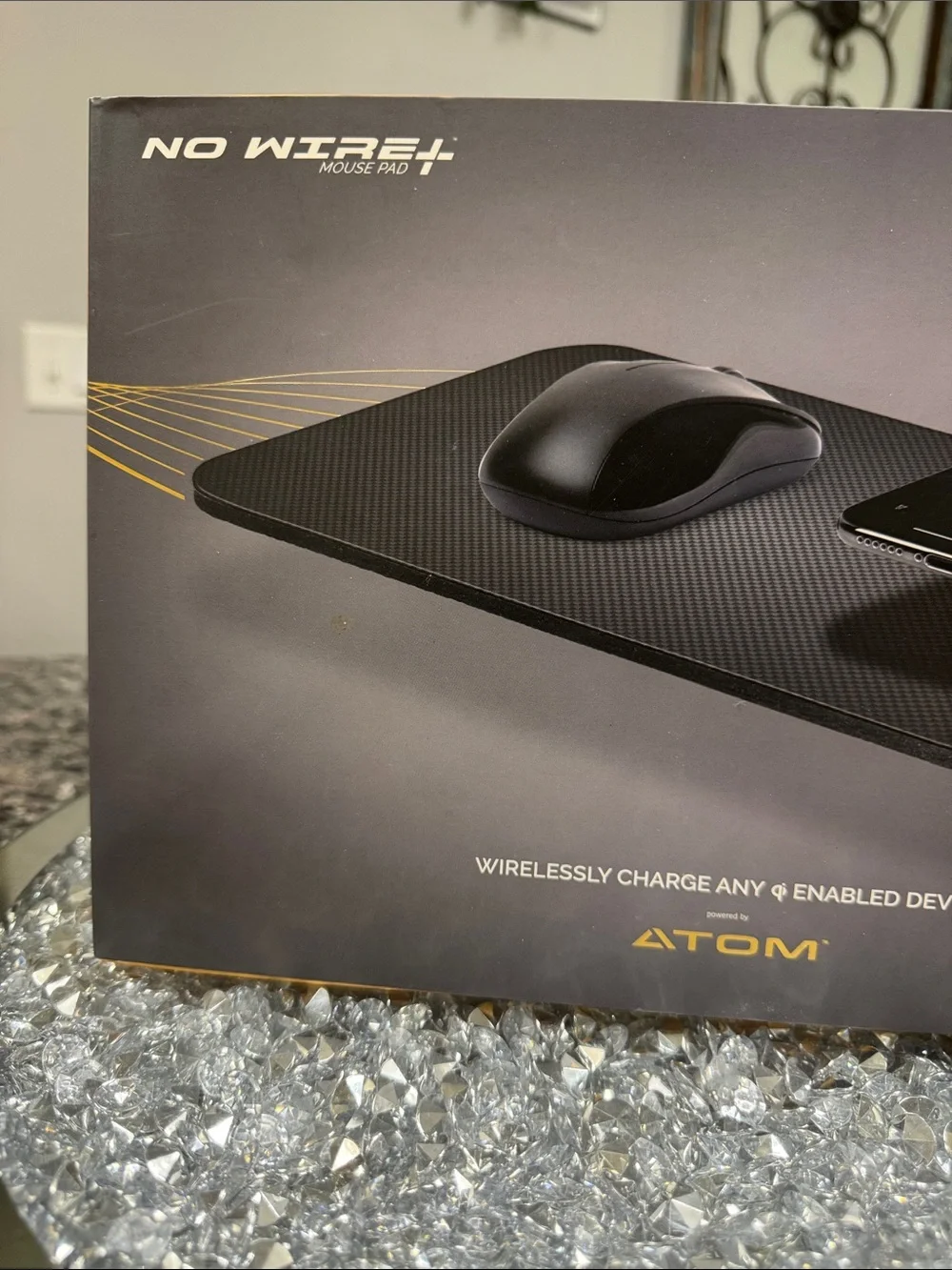 ATOM Black Wireless Charging Mouse Pad - 10W Fast Charge NEW